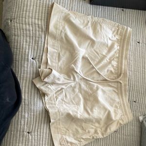 Never worn Lou & Grey kaki shorts. Soft material!